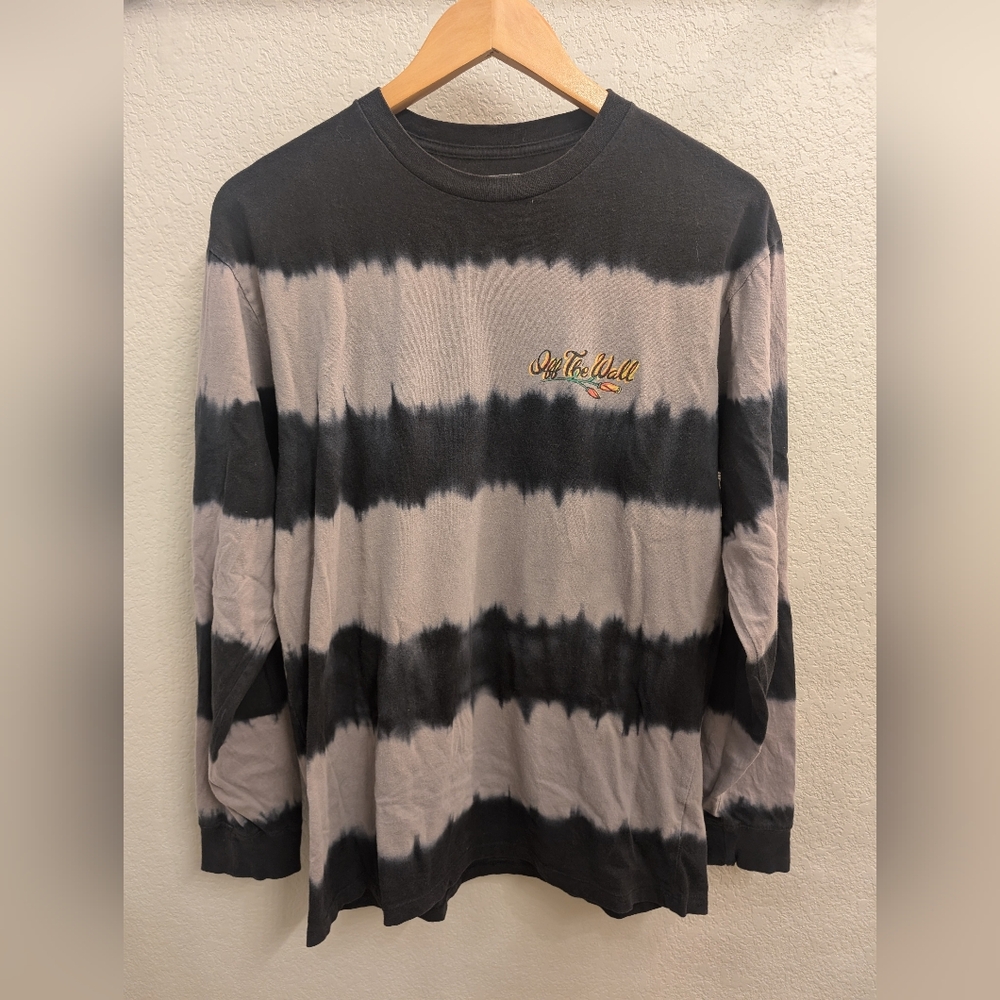 Vans Medium Long Sleeve T-Shirt - Skull and Roses